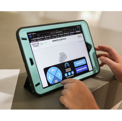 Programovateľný kresliaci robot Artie Max