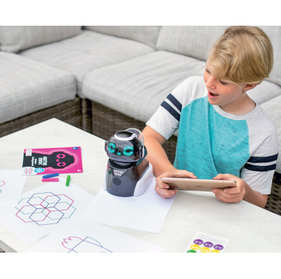 Programovateľný kresliaci robot Artie Max