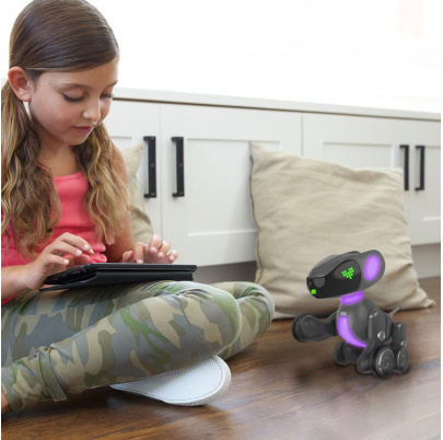 Robotický programovateľný pes PYXEL