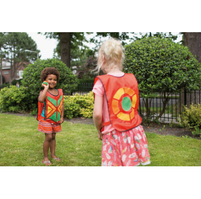 Chyť loptu na vestu