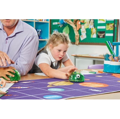 Školská sada Izy-Bot s nabíjacou stanicou