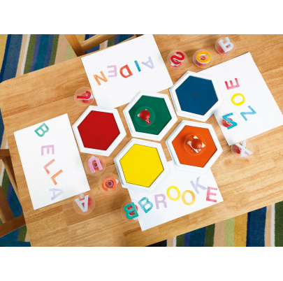 Pečiatky – veľké písmená