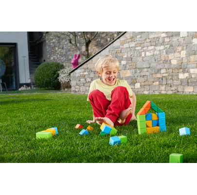 Magnetické tvary 128