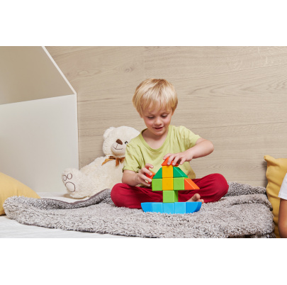 Magnetické tvary 128