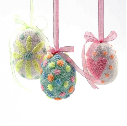 Polystyrénové gule a vajíčka