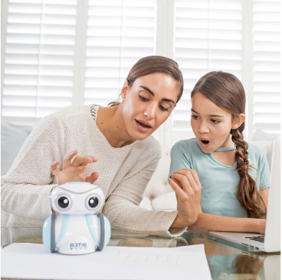 Programovateľný kresliaci robot Artie 3000